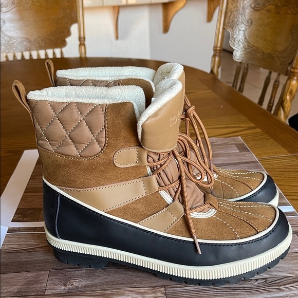 Totes Brown and Black Winter Boots - Picture 2 of 7